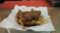mijn lunch in Sevilla. deze tapa heet vogelnestje