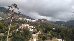 collega en ik wandelen op zondag vanuit Mijas en we dalen wat af!
