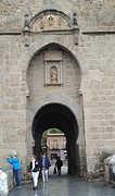 puente san martin met stadspoort