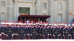 veel militair vertoon