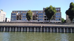 en hier heeft mijn broer jan een appartement