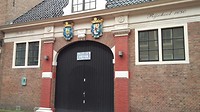 naar het Keramiek museum: Esscher is hier in dit pand geboren