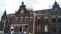 voormalig weeshuis, nu museum