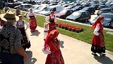 folklore groepen presenteren zich i.v.m. de feestweek rondom 25 april in .Ponte de lima