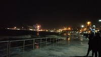 om middernacht naar het strand