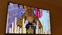 de huilende Maria. de processie duurt een uur of 5!!