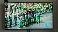 t.v. in Nederland: het Legioen verplaatst het kruis naar de "trono"