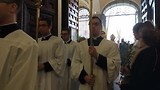 zegening palmtakken bij de kathedraal van het leger