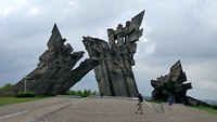 fort 9, monument voor de gevallenen in W.O.II waaronder 30.000 joden