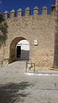 stadsmuur met poort