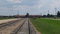 hier kwam iedereen aan met de trein