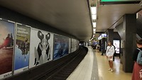 we gaan weer met de metro naar de stad