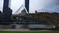 de witte brug van Calatrava