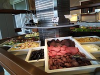 genieten van een heerlijk buffet