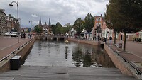 Met uitzicht op de Waterpoort