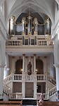 orgel uit de 18e eeuw en na W.O.II hersteld na bominslag