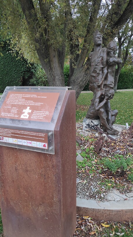 monument Limburgse soldaten W.O.I