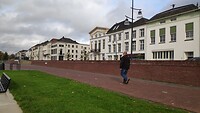 IJsselkade met mooie panden