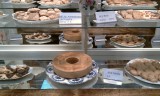 de slotnonnen verkopen koekjes