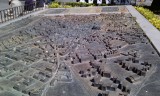 maquette León in het jaar 2000
