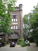 Liftgebouw van de spoorveerpont