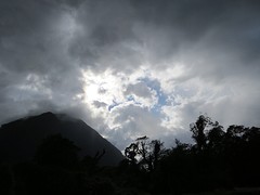 Gat in de wolken