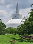 1 van de vele stupa's