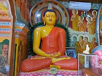 In gebouwtje voor de Stupa