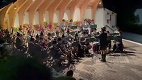fanfare op het dorpsplein