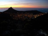 Lichtjes, op de achtergrond de Lion's Head