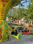 De schommels, kermis ŞƏKI