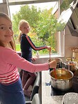 De herfstvakantie begint met een vogeltaart maken