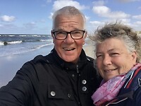 We nemen afscheid van Callantsoog door nog even langs de zee te lopen