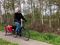 Met motor gaat het makkelijker om Amber mee te nemen