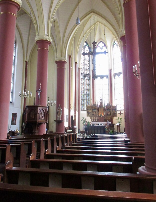 Interieur van de kerk in Vijlen