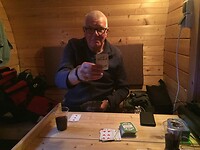 Spelletje Canasta in ons wijnvat