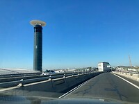 De TomTom leidde ons over het vliegveld bij Parijs