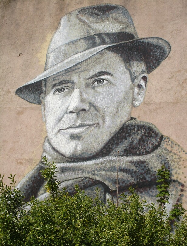 Mozaïek van Jean Moulin, verzetsheld tijdens de oorlog