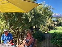 In de tuin!