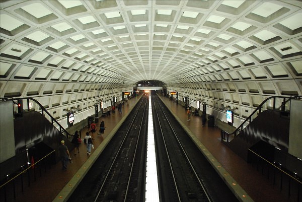 circle_metro_station