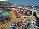 druk bij de pool
