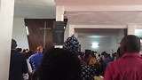 Titi naar de kerk 1