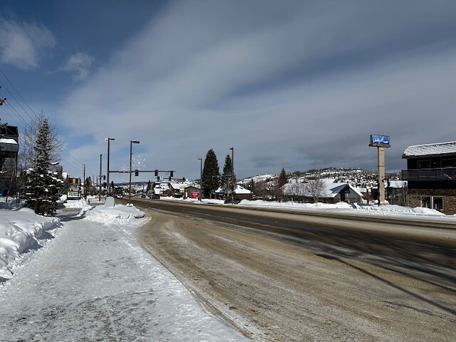US40