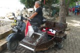 Vespa met tweesitszijspan