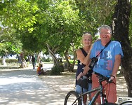 fietsend echtpaar