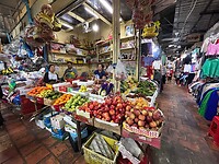 Tuol Tompoung Market