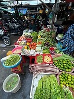 Tuol Tompoung Market