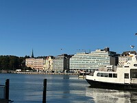 Bij de haven