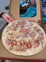 Bescheiden pizza