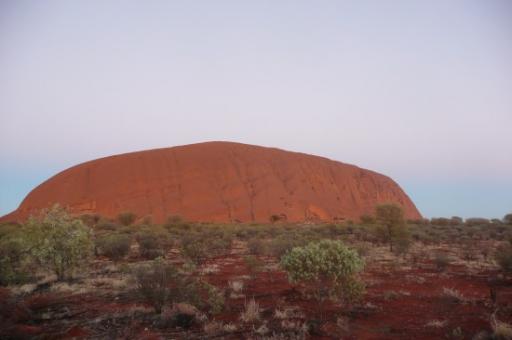 740 Uluru zonsopkomst